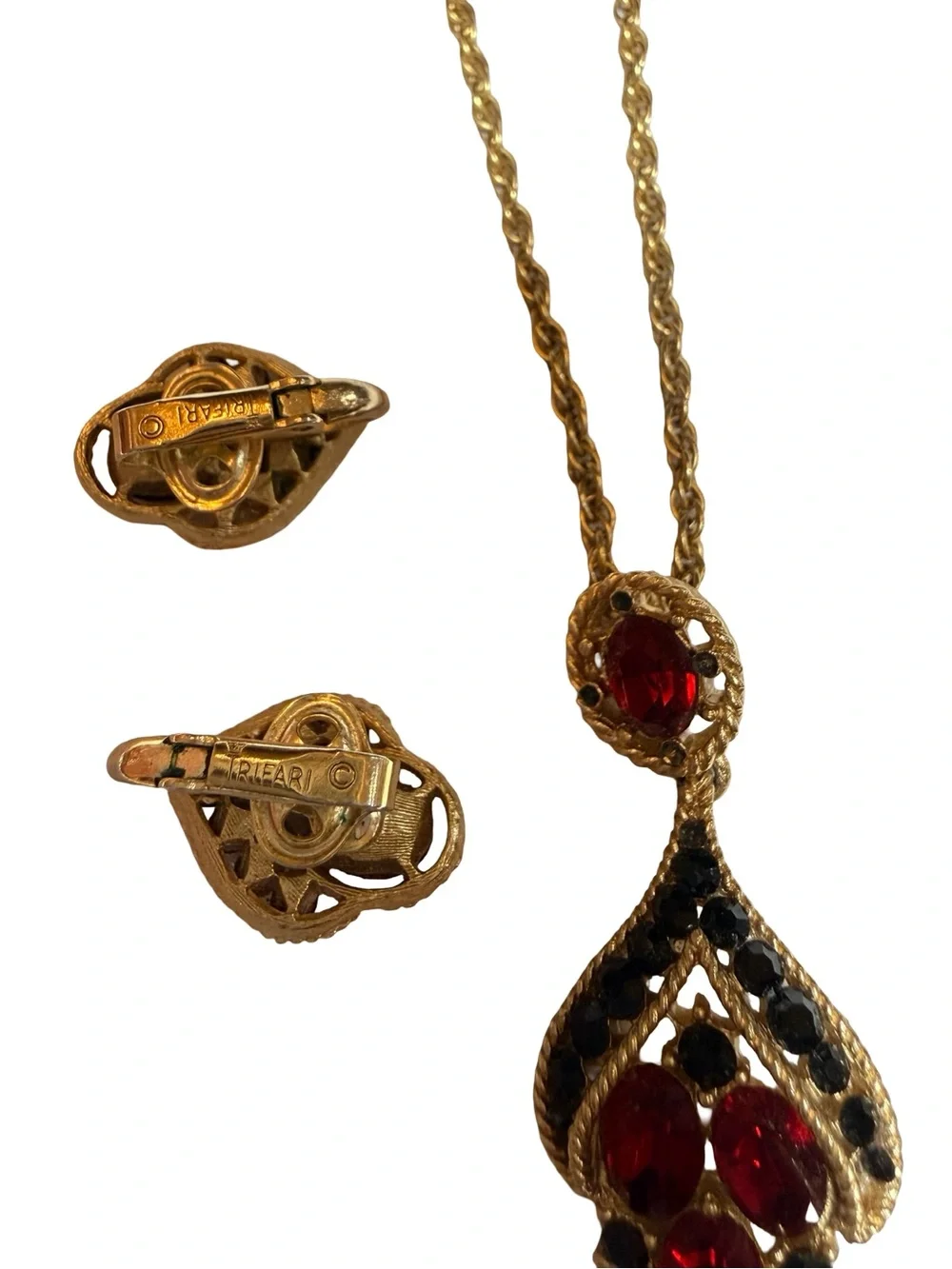 Trifari vintage red